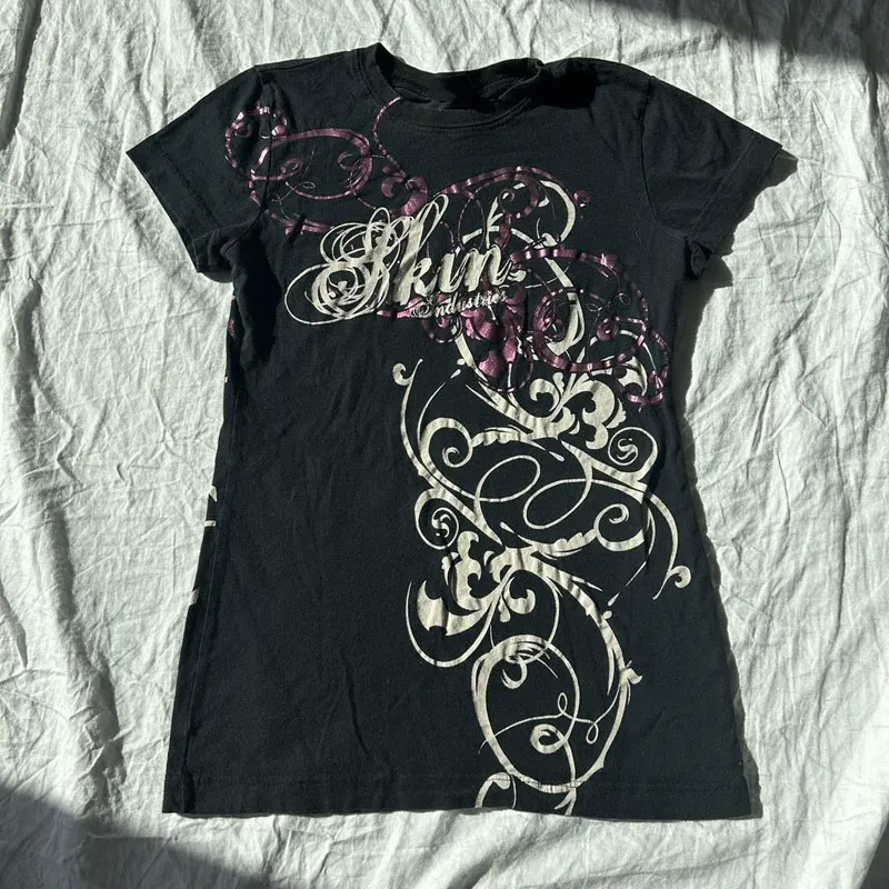 Cyber Grunge E-girl Gothic Crop Tops Women's T-shirt 00s Retro Graphic Print Short Sleeve Tees Harajuku Japanese Y2K Clothes
