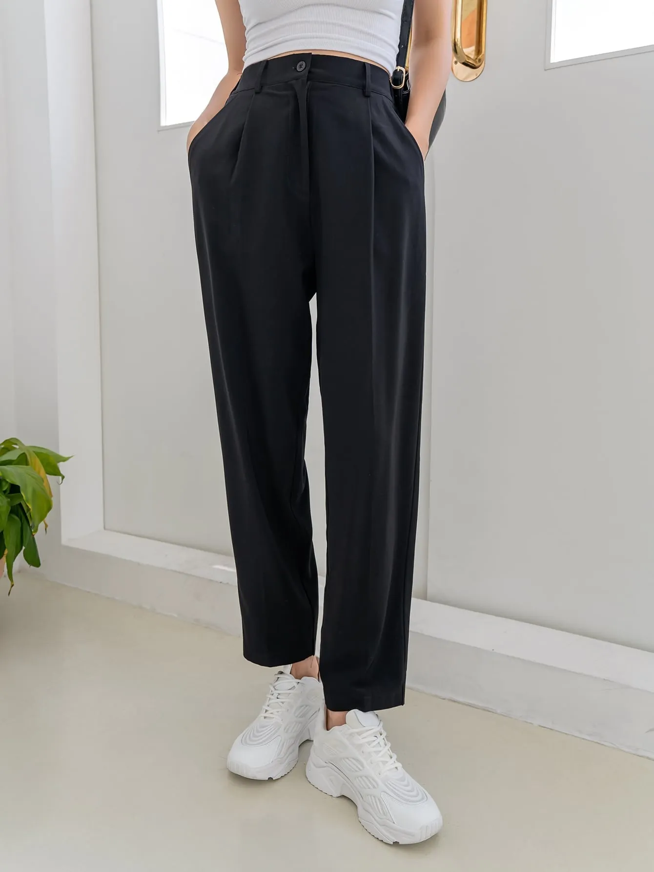 Maxct Slant Pocket Tailored Pants