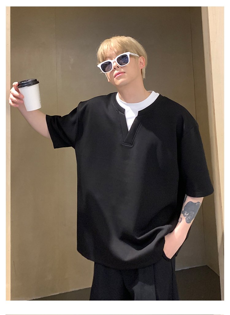 Maxct 90s Streetwear Niche Design Sense Fake Two-piece V-neck Short-sleeved T-shirt Men's Summer New Loose Korean-style Simple All-match Half-sleeved Top
