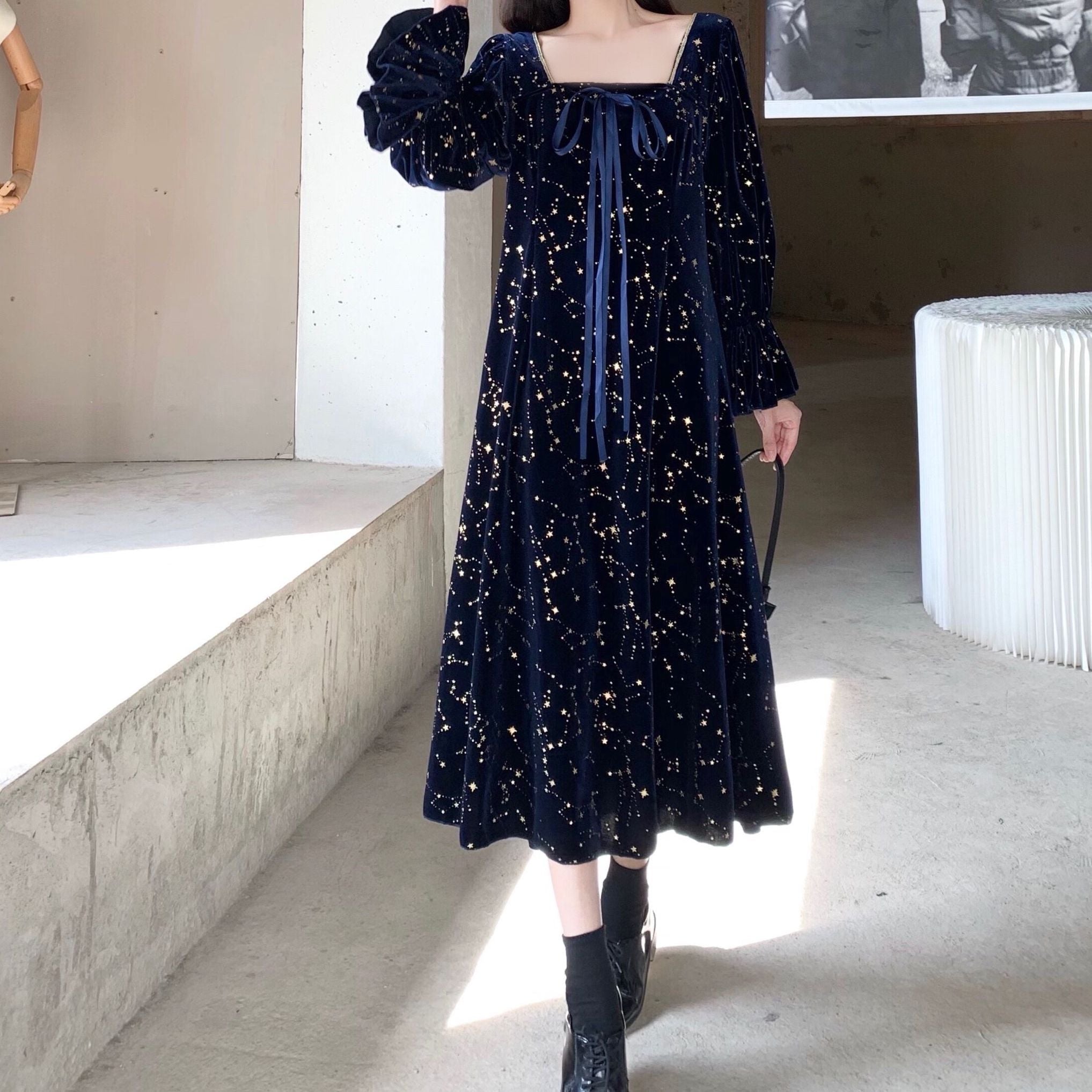 Constellation Velvet Midi Dress Maxct