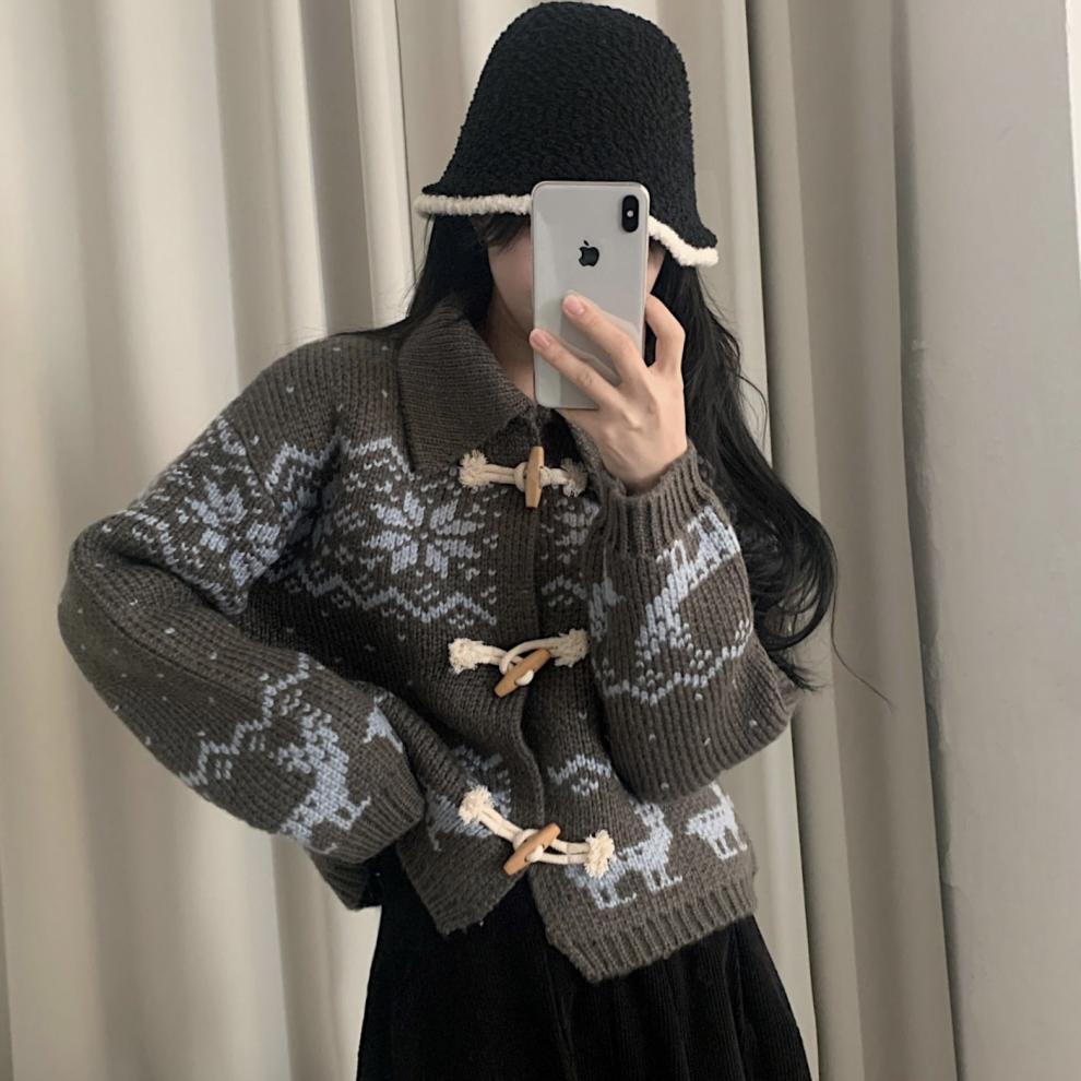 Maxct Aesthetic Snowflake Horn Button Knitted Cardigan - Image 6