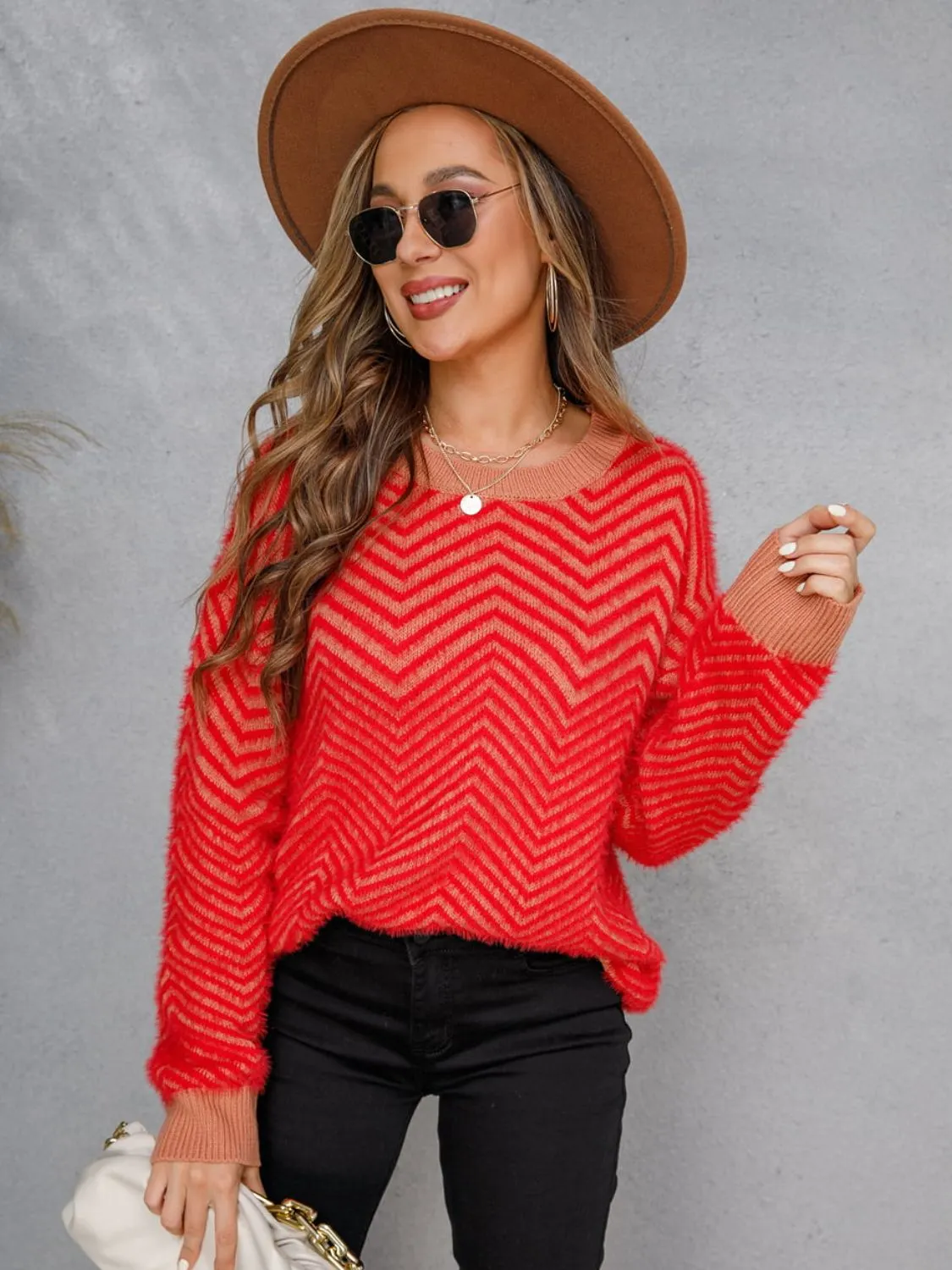 Maxct &Round Neck Long Sleeve Sweater