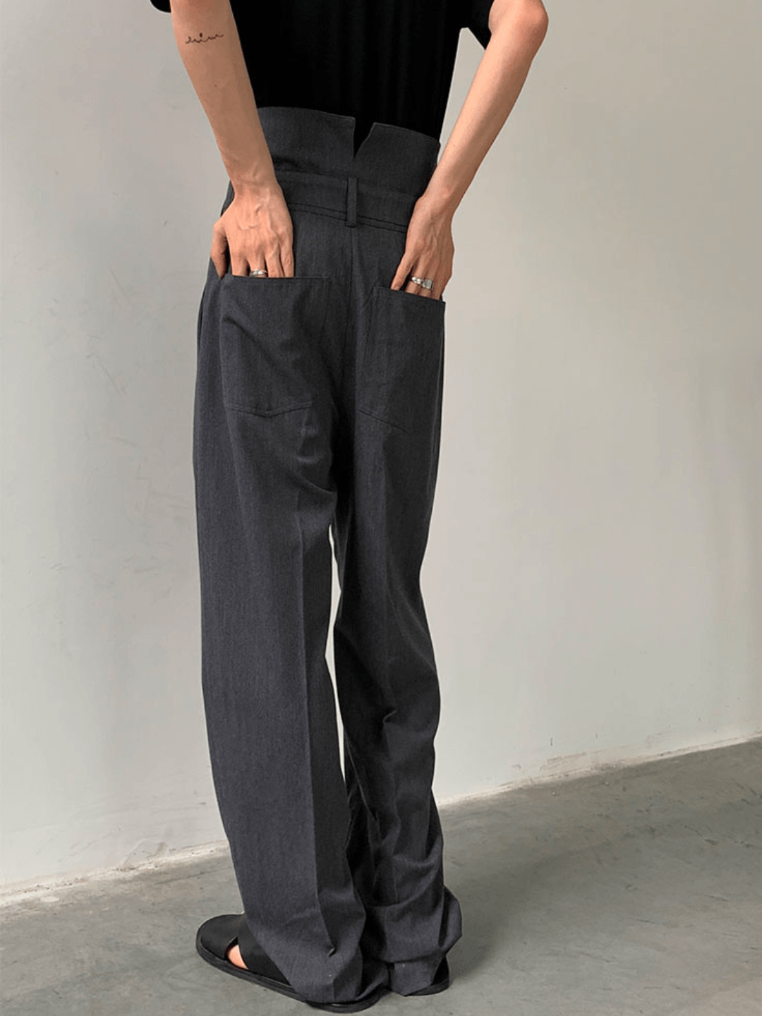 Maxct [COLN] high-waisted straight-leg pants NA321
