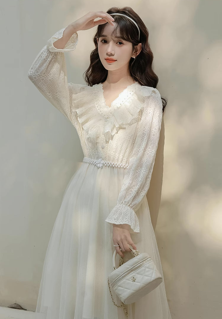 V-Neck Lace & Tulle Midi Dress Maxct