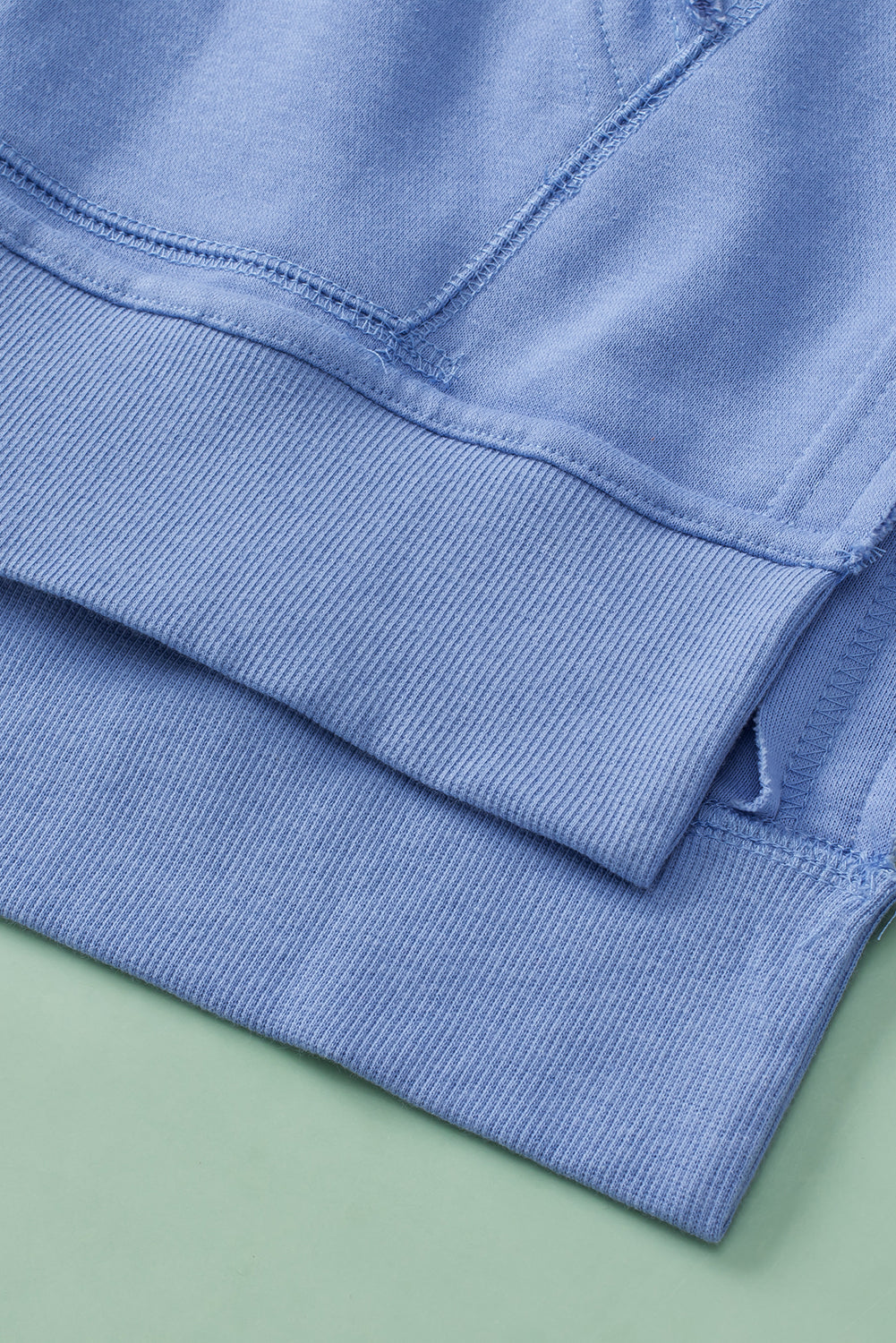 Maxct &Exposed Seam Kangaroo Pocket Long Sleeve Hoodie