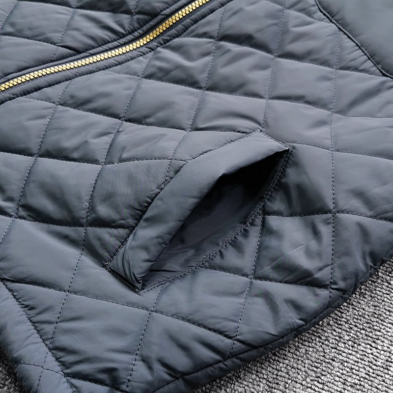 &Men’s Classic Lightweight Water-Resistant Microfiber Jacket