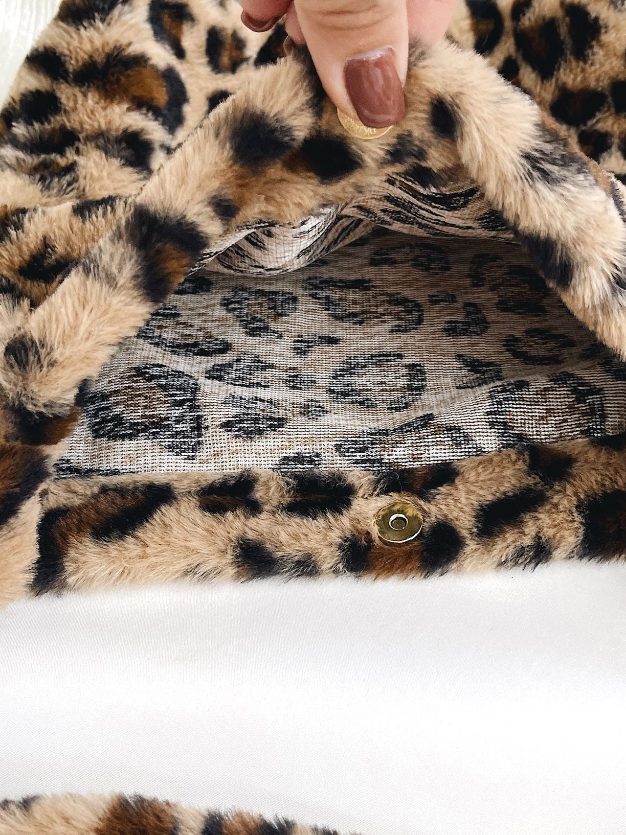 Bag For Love - Fluffy Leopard Pattern Square Bag  - Women Maxct Bags