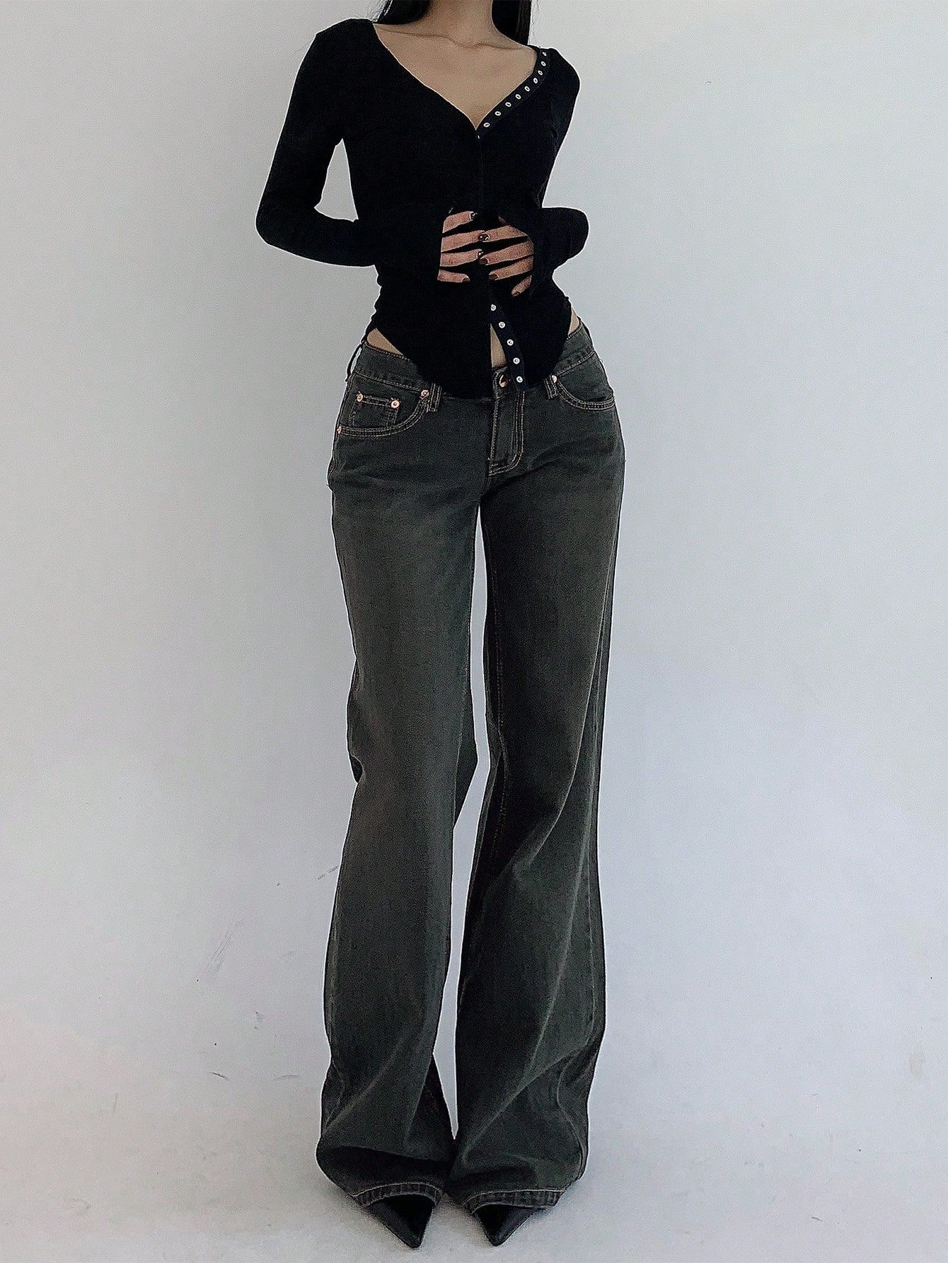 Maxct Women's Fashionable Flared Denim Pants With Pockets