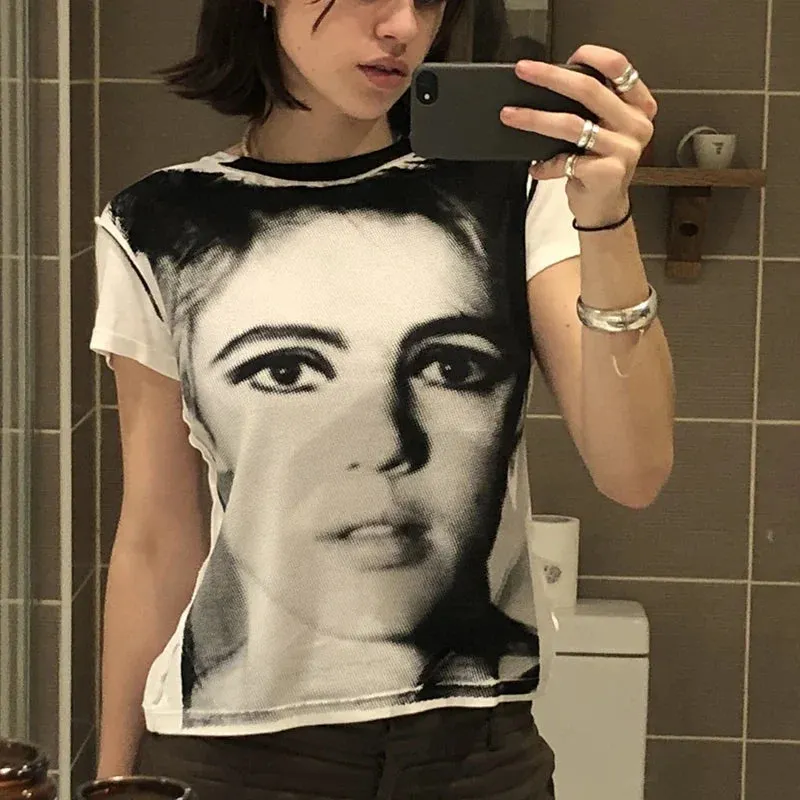Maxct 90s Vintage Portrait Graphic Print T-shirt Harajuku Crop Top Y2K Aesthetic Summer Slim Fit Tees Tops Women Streetwear Gothic