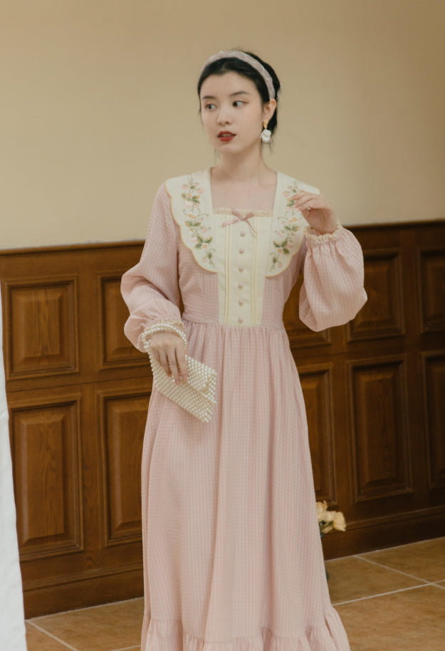Sweet Floral Embroidered Midi Dress Maxct