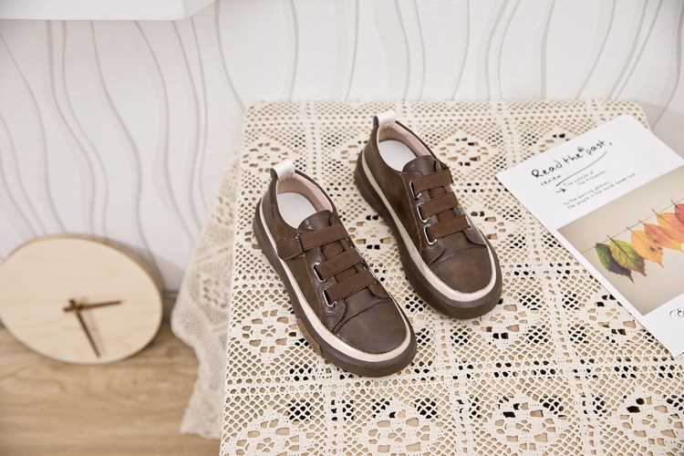 leather sneakers - true-deals-club