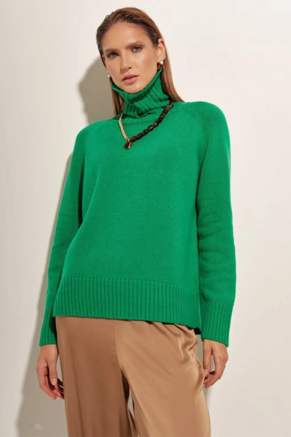 Maxct &Turtle Neck Raglan Sleeve Sweater