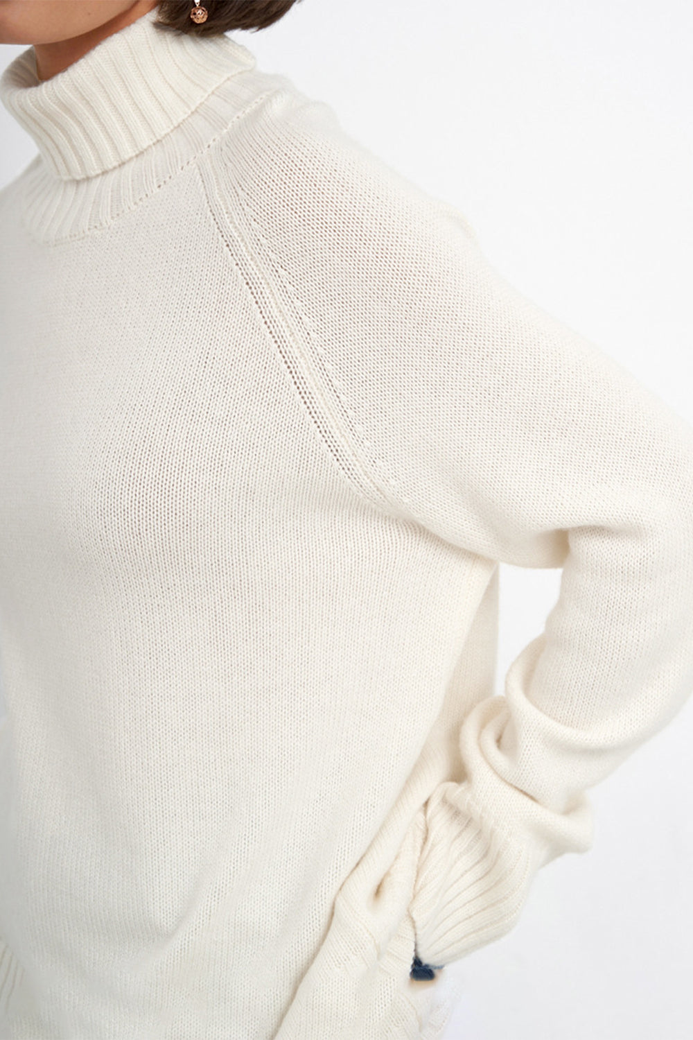 Maxct &Turtle Neck Raglan Sleeve Sweater