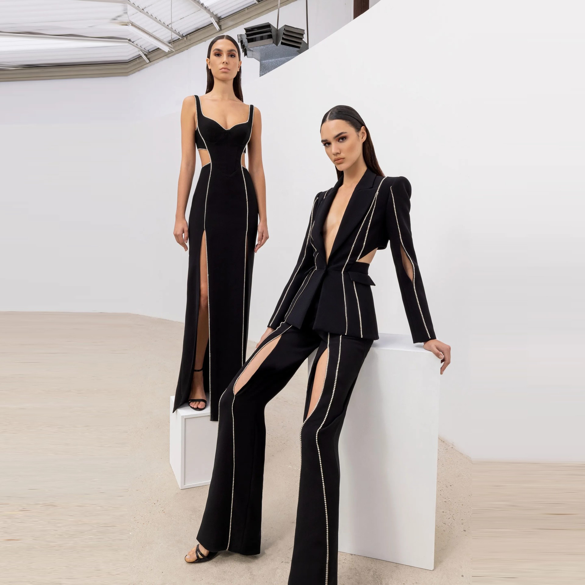 2023 Super Hot Summer Women's Wear Black Rhinestone Hollow Strap Long Dress