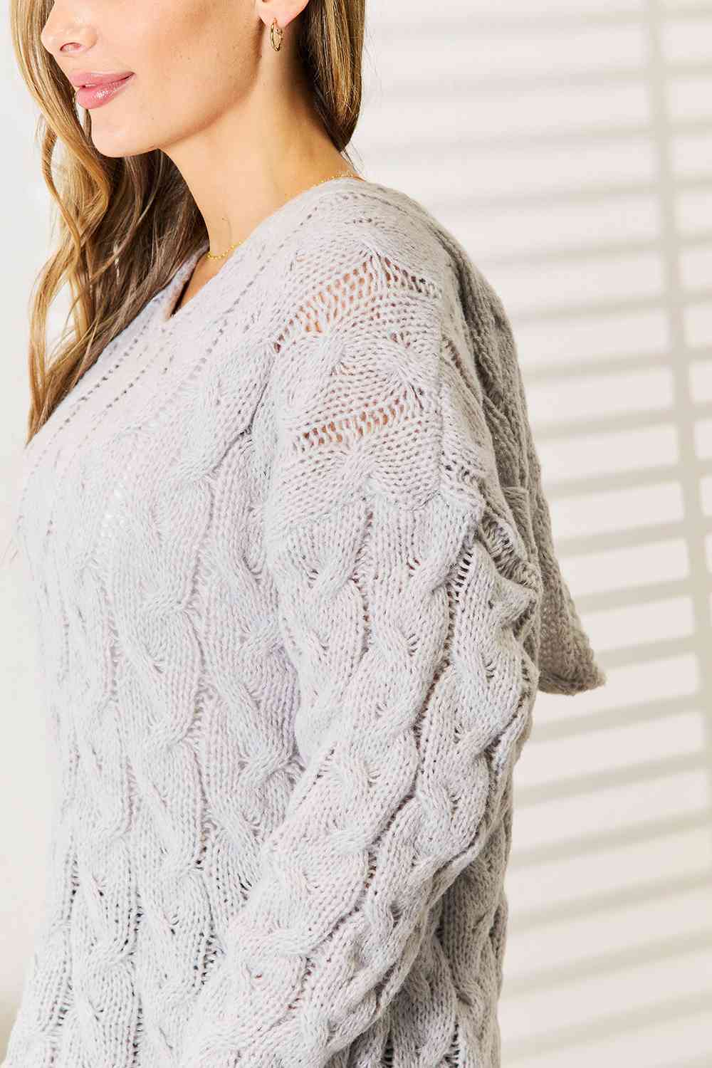 Maxct &Woven Right Cable-Knit Hooded Sweater