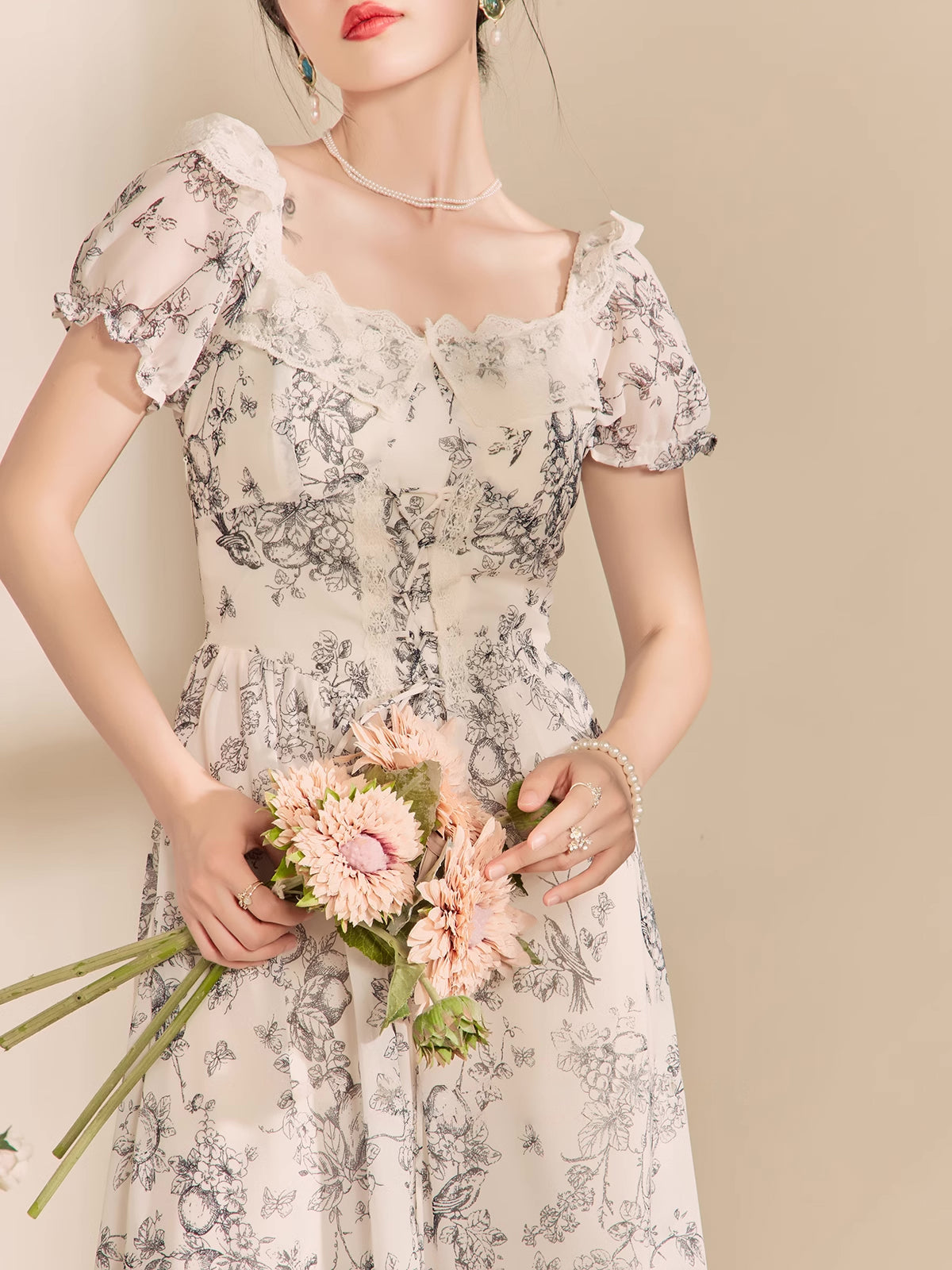 Porcelain Sketch Midi Dress Maxct
