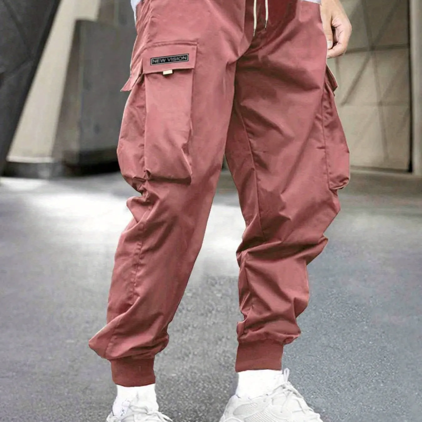 Maxct Men's Stylish Letter Graphic Cargo Pants with Flap Pockets - Drawstring Waist for Comfort