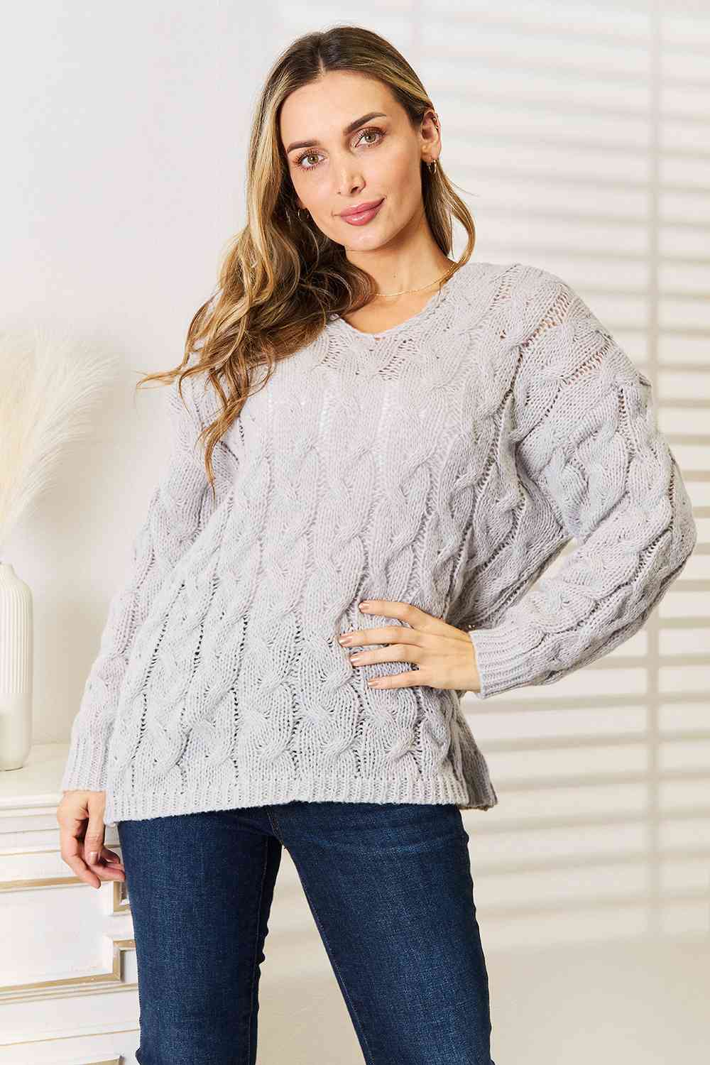 Maxct &Woven Right Cable-Knit Hooded Sweater