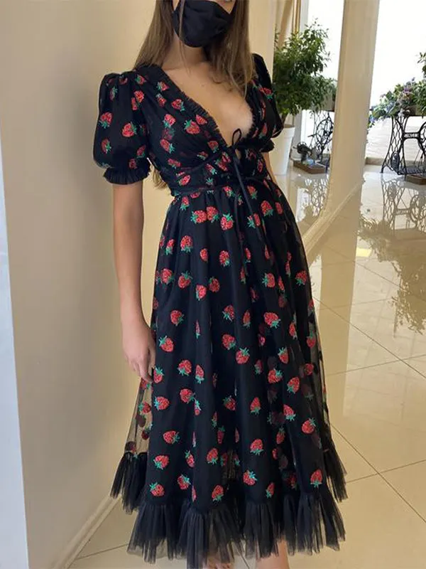 Sequined Strawberry Mesh Pleated Maxi Dress Maxct