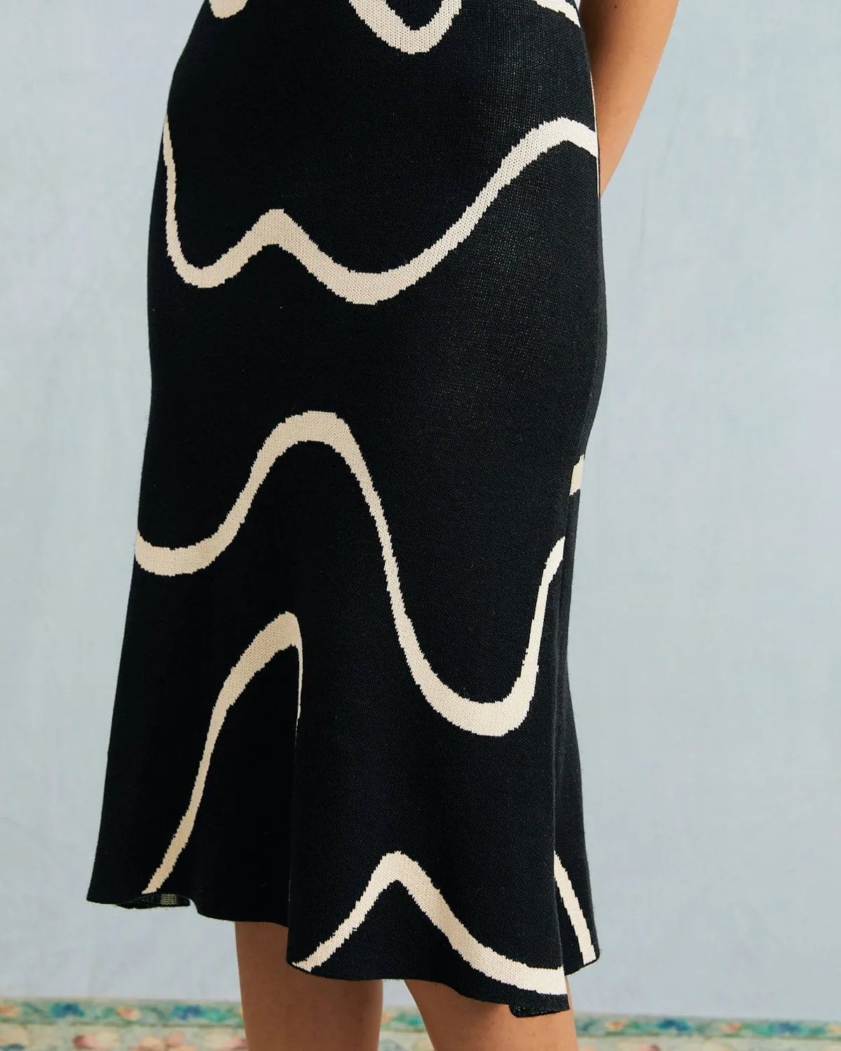 Maxct The Black Wave Mermaid Hem Knit Midi Dress
