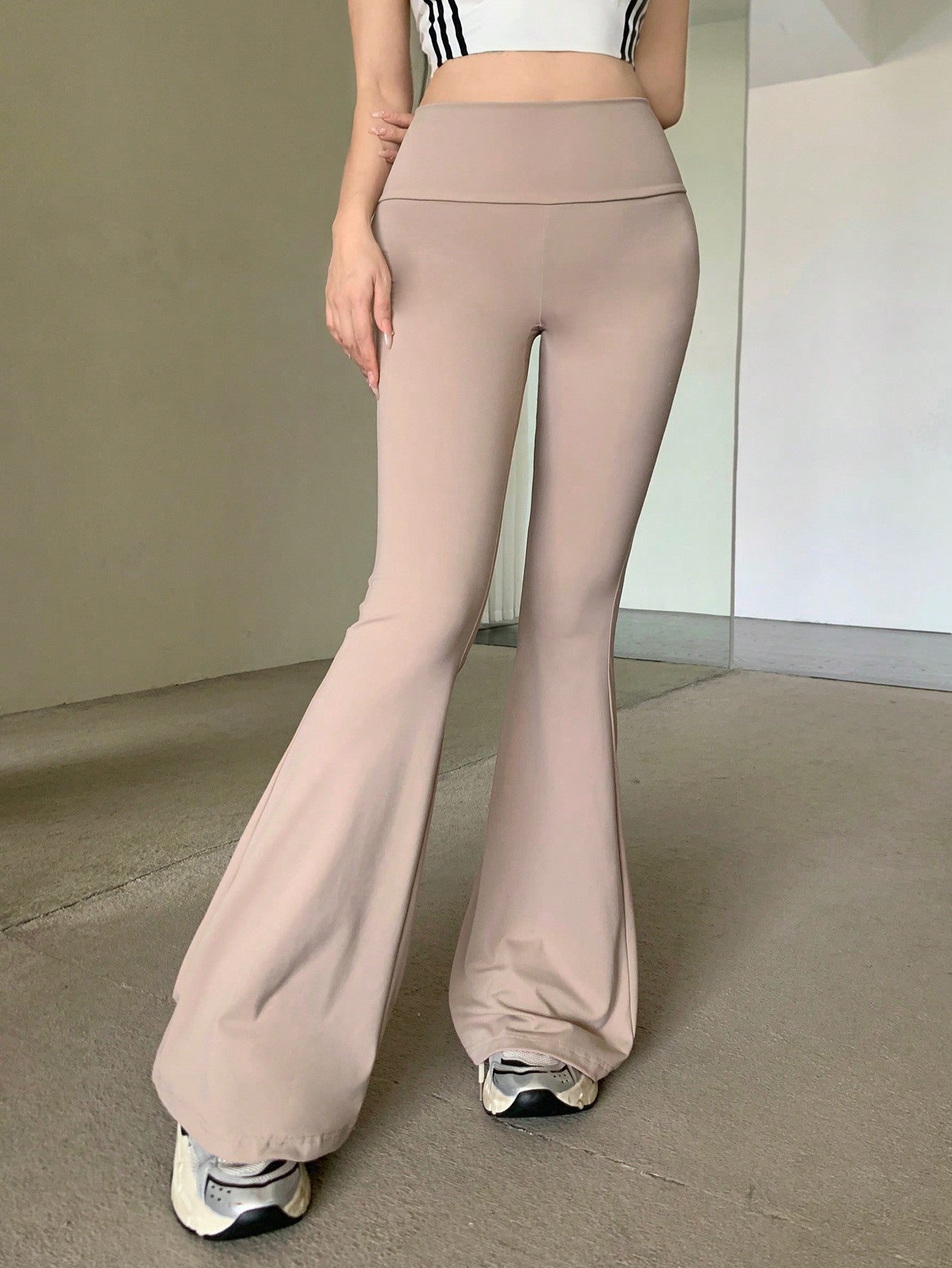 Maxct Women's Solid Color Back Cross Casual Flared Pants