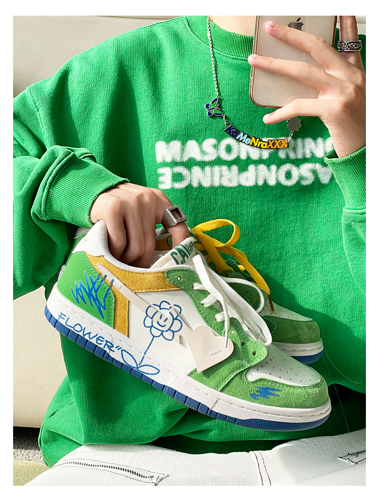 Low-top Graffiti Skateboard Shoes - true deals club