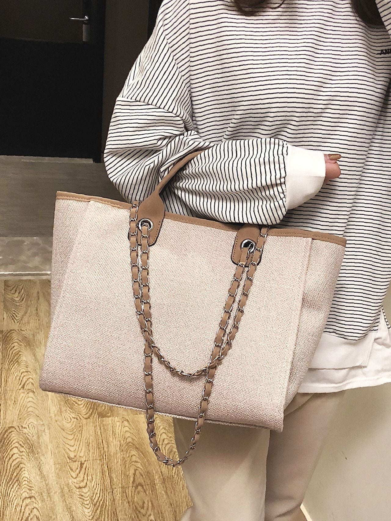 Maxct - Minimalist Chain Top Handle Bag  - Women Tote Bags