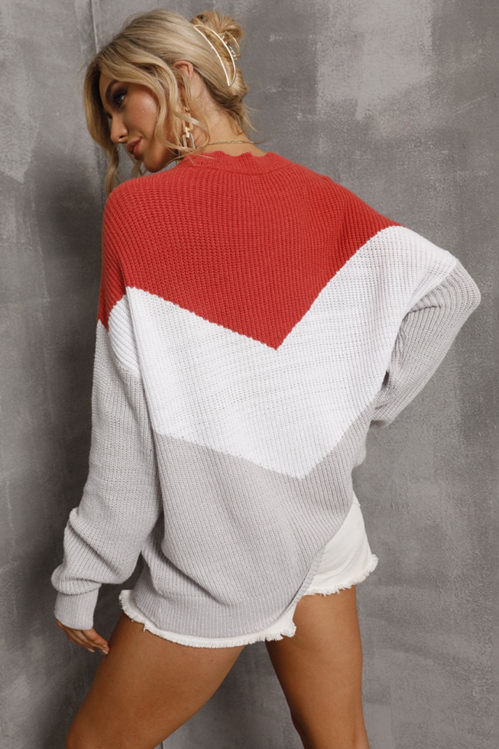 Maxct &Color Block Round Neck Rib-Knit Sweater
