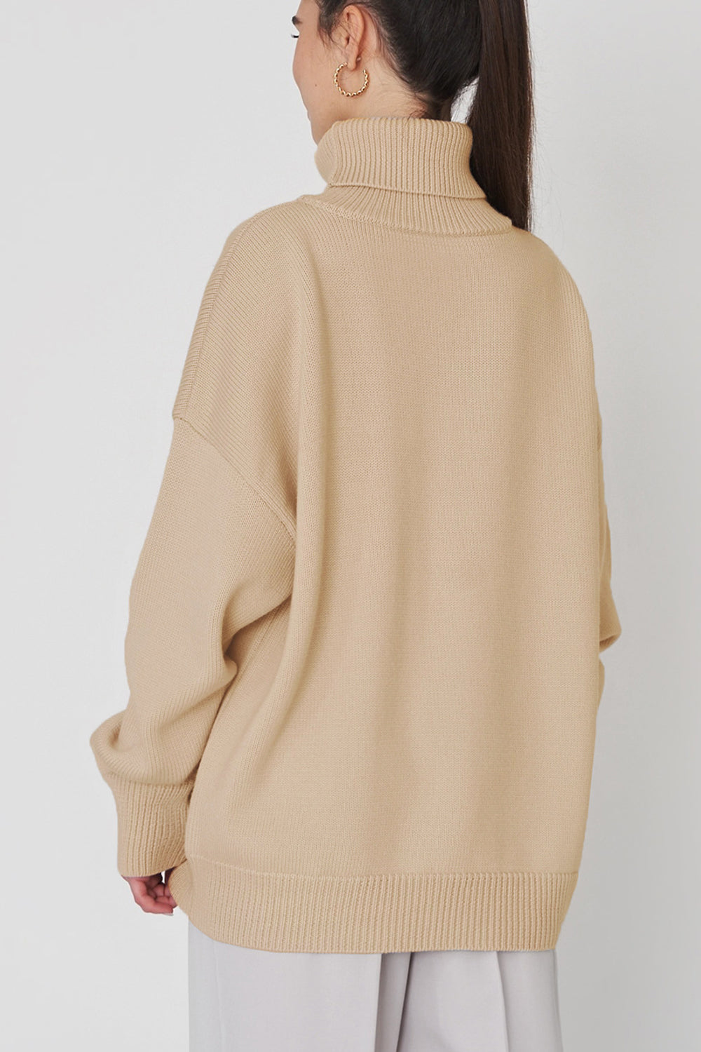 Maxct &Turtle Neck Dropped Shoulder Sweater