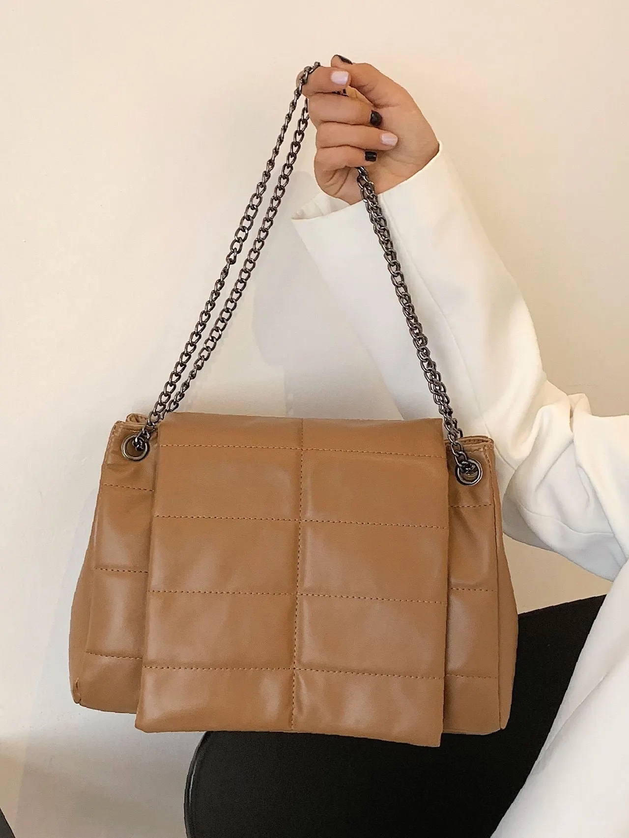 Maxct - Stitch Detail Chain Tote Bag  - Women Tote Bags