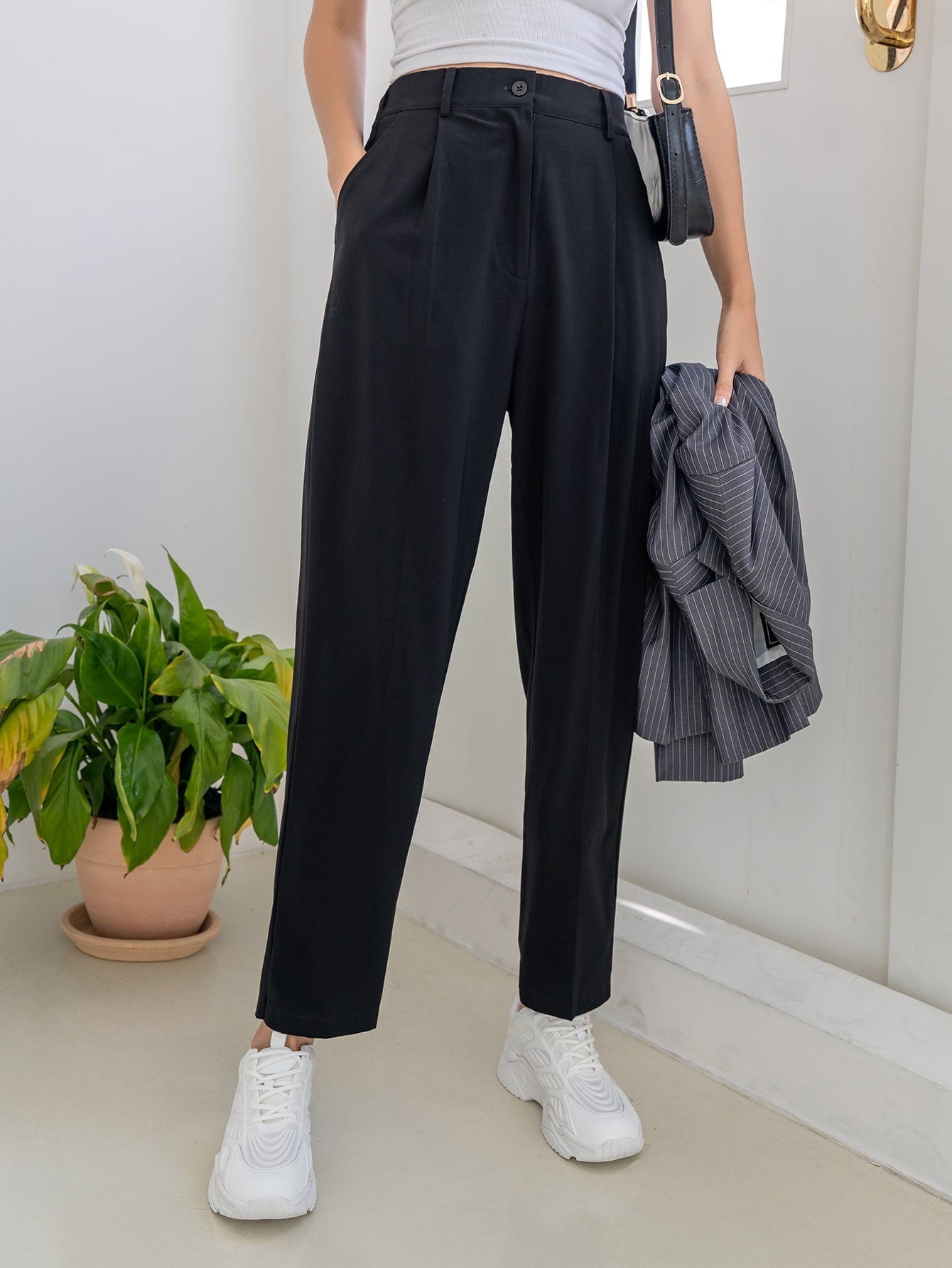 Maxct Slant Pocket Tailored Pants