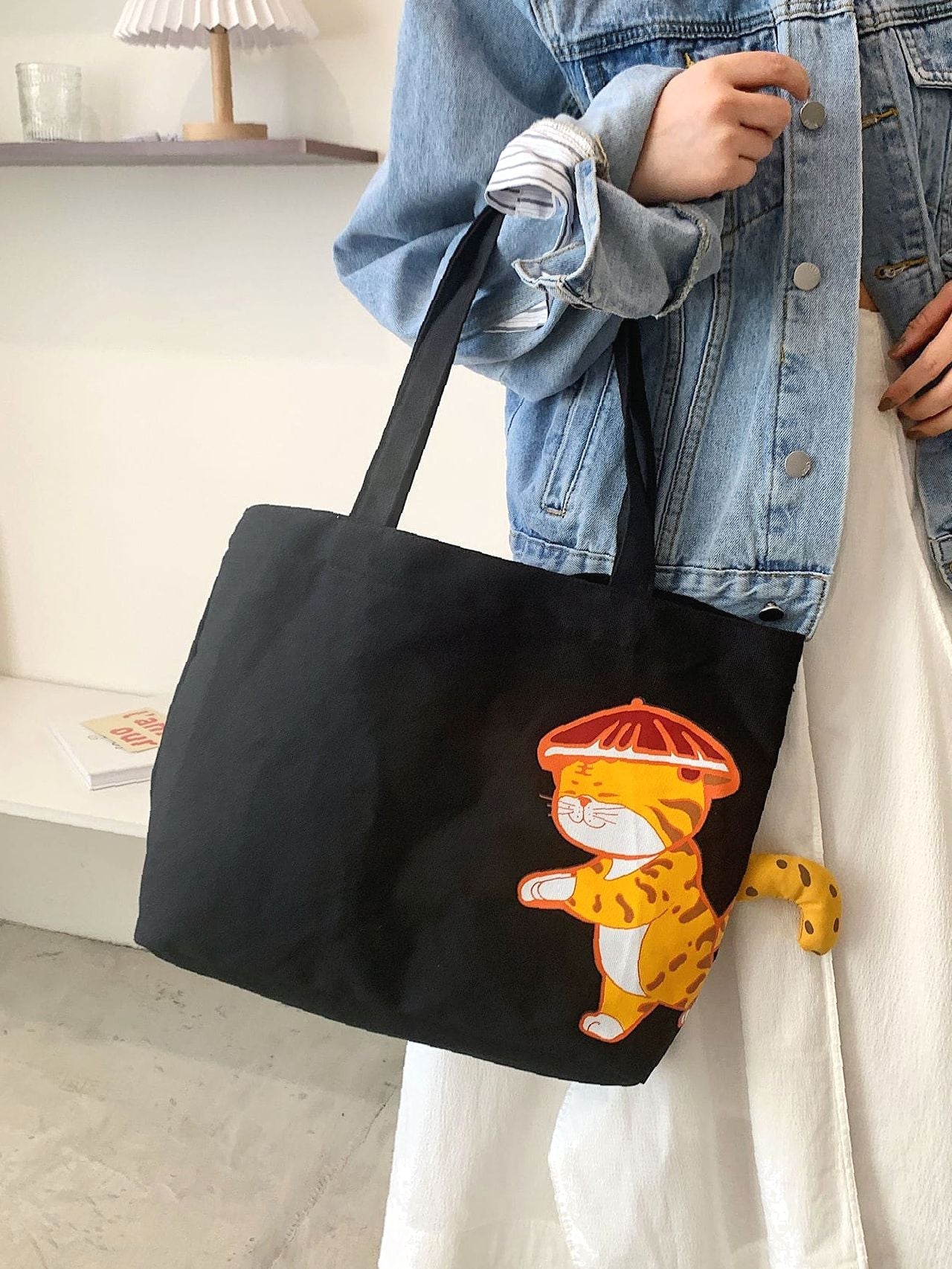 Maxct - Cartoon Graphic Zipper Shopper Bag  - Women Tote Bags