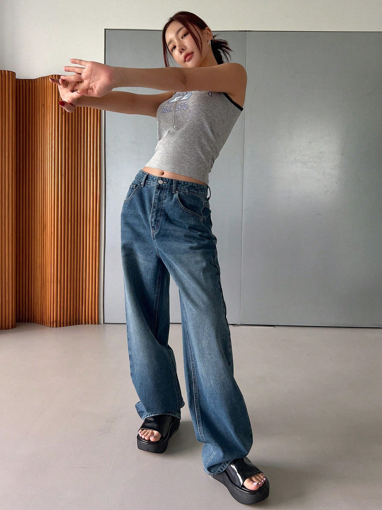 Maxct Women's Loose Fit Wide Leg Casual Denim Pants With Pockets