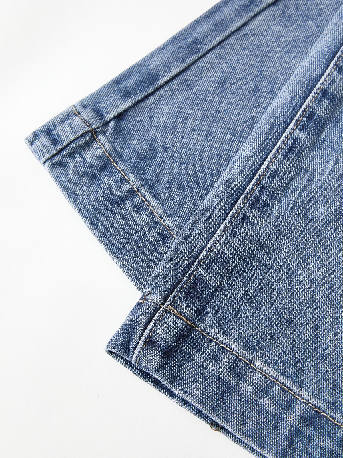 Pocket Design Blue Wash Boyfriend Jeans Maxct