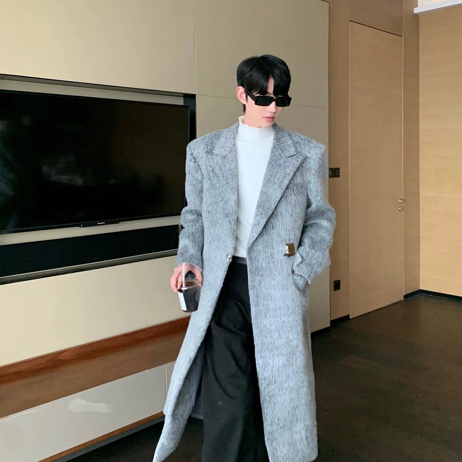Maxct Mid-length Shoulder Padded Woolen Coat