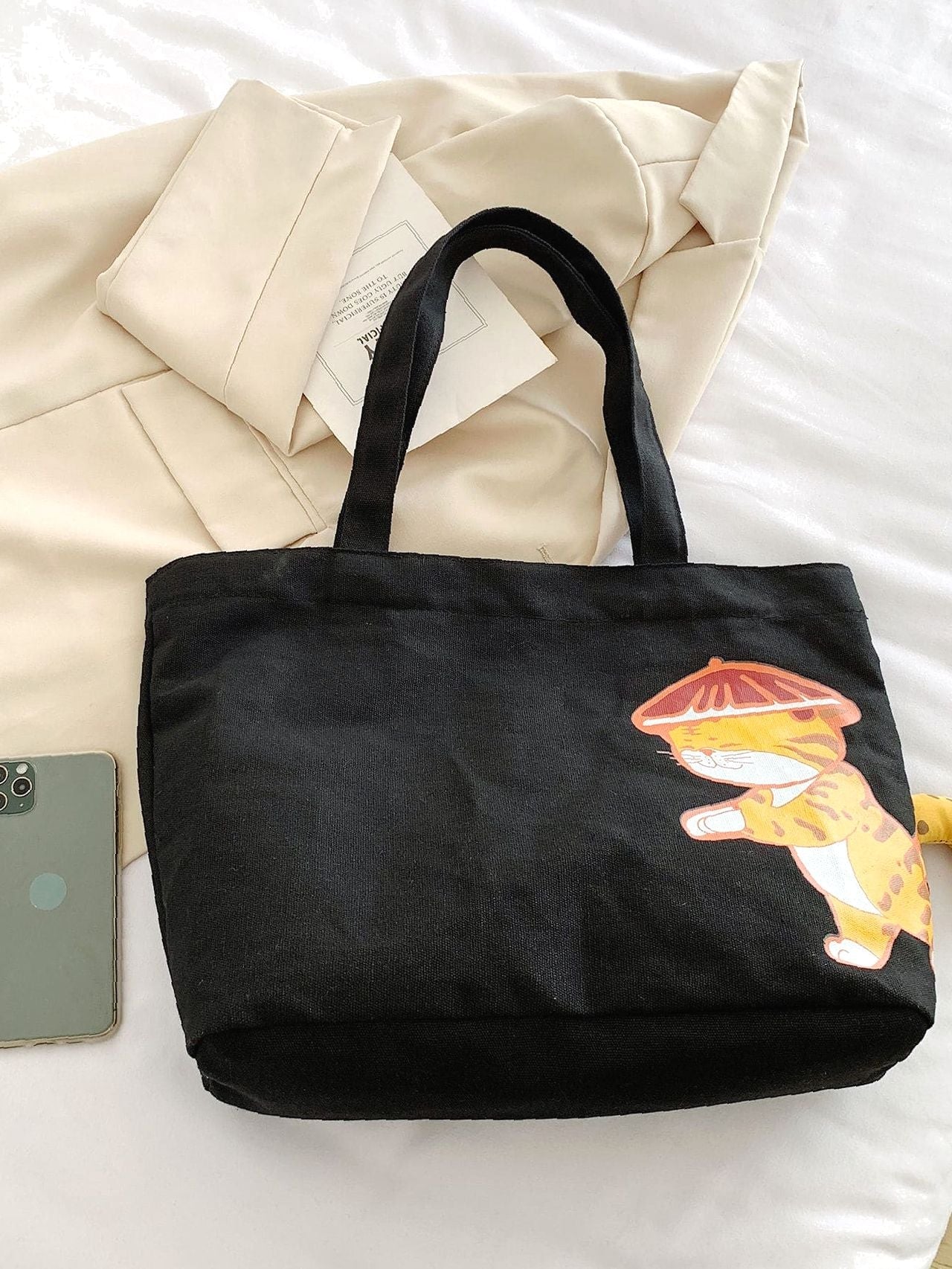 Maxct - Cartoon Graphic Zipper Shopper Bag  - Women Tote Bags