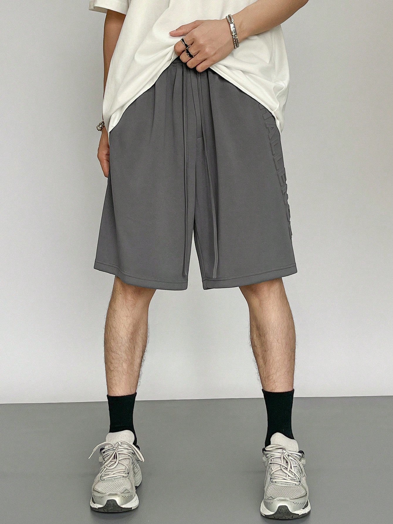 Maxct Men Summer Solid Color Drawstring Shorts With Letter Print