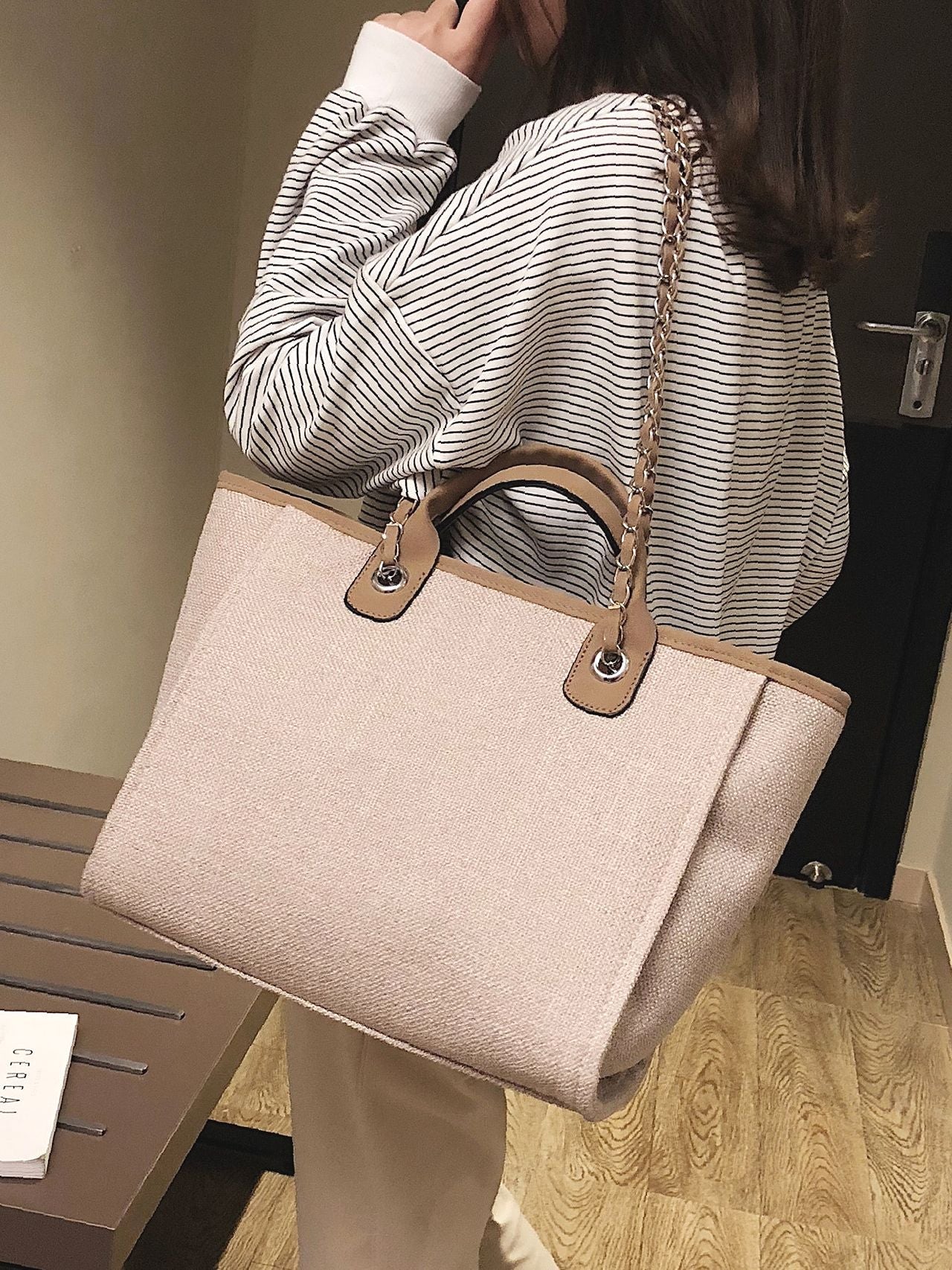 Maxct - Minimalist Chain Top Handle Bag  - Women Tote Bags