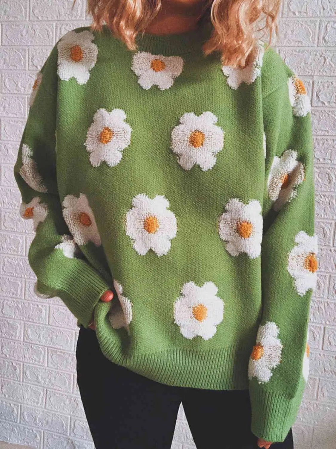Maxct &Flower Round Neck Long Sleeve Sweater