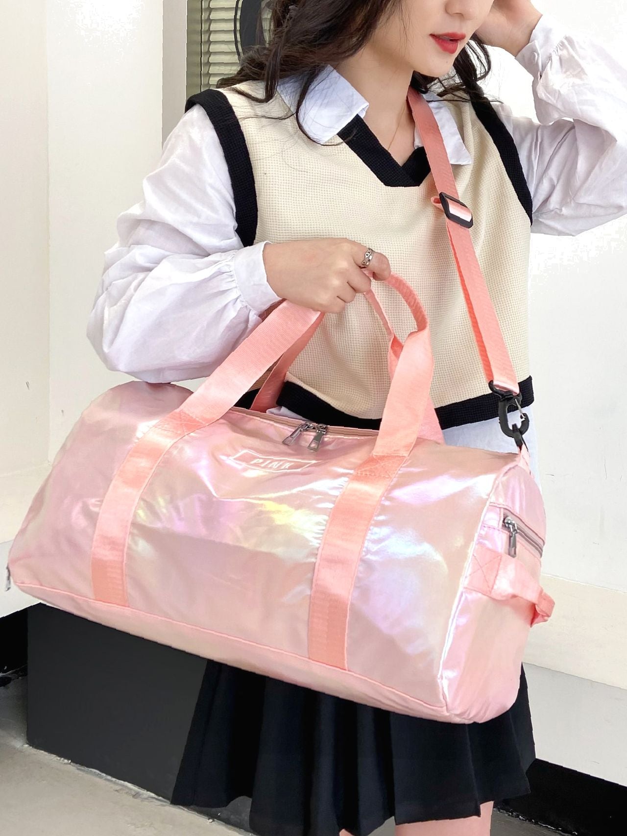 Maxct - Holographic Pattern Duffel Bag  - Women Tote Bags