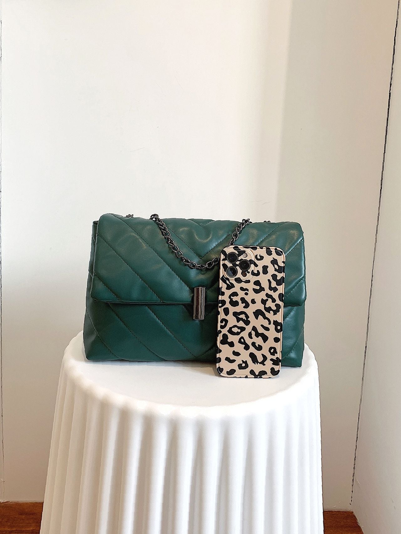 Maxct - Chevron Chain Tote Bag  - Women Tote Bags