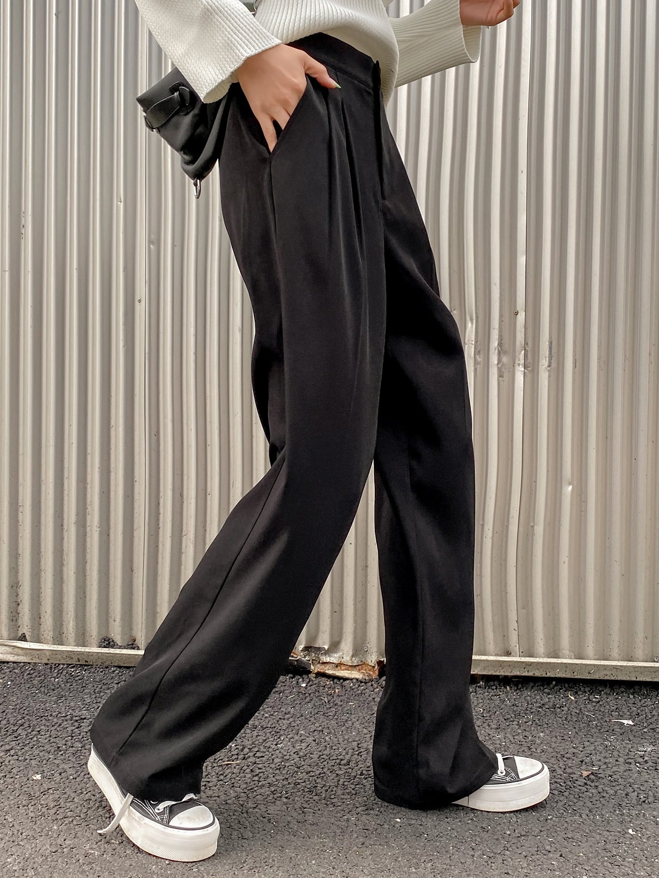 Maxct Solid Plicated Tailored Pants