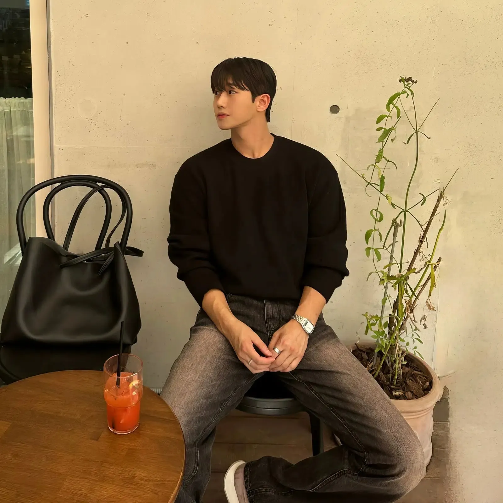 Maxct Pleated Crew Neck Bottoming Sweater