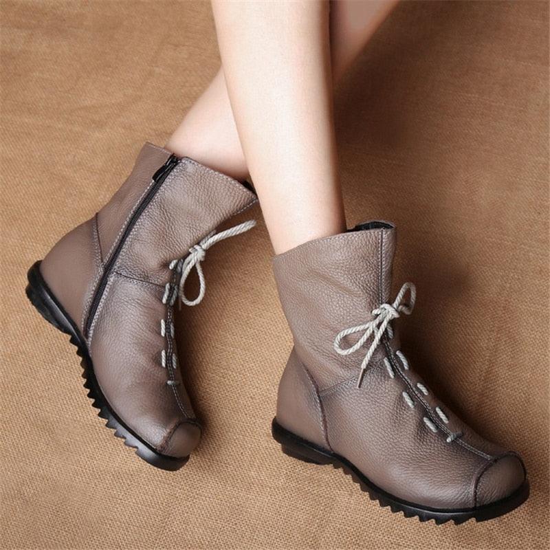 Retro-Style Handmade Black Leather Boots for Women Maxct