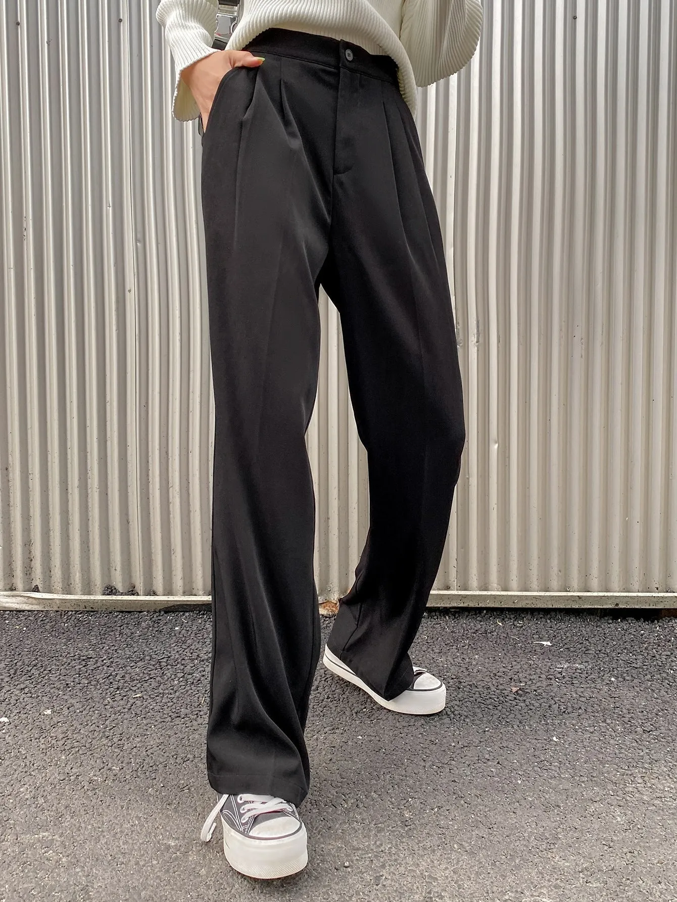 Maxct Solid Plicated Tailored Pants