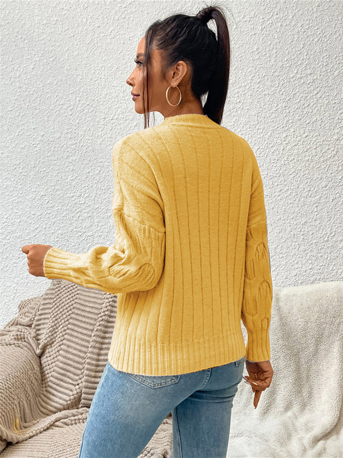 Maxct &Round Neck Long Sleeve Sweater
