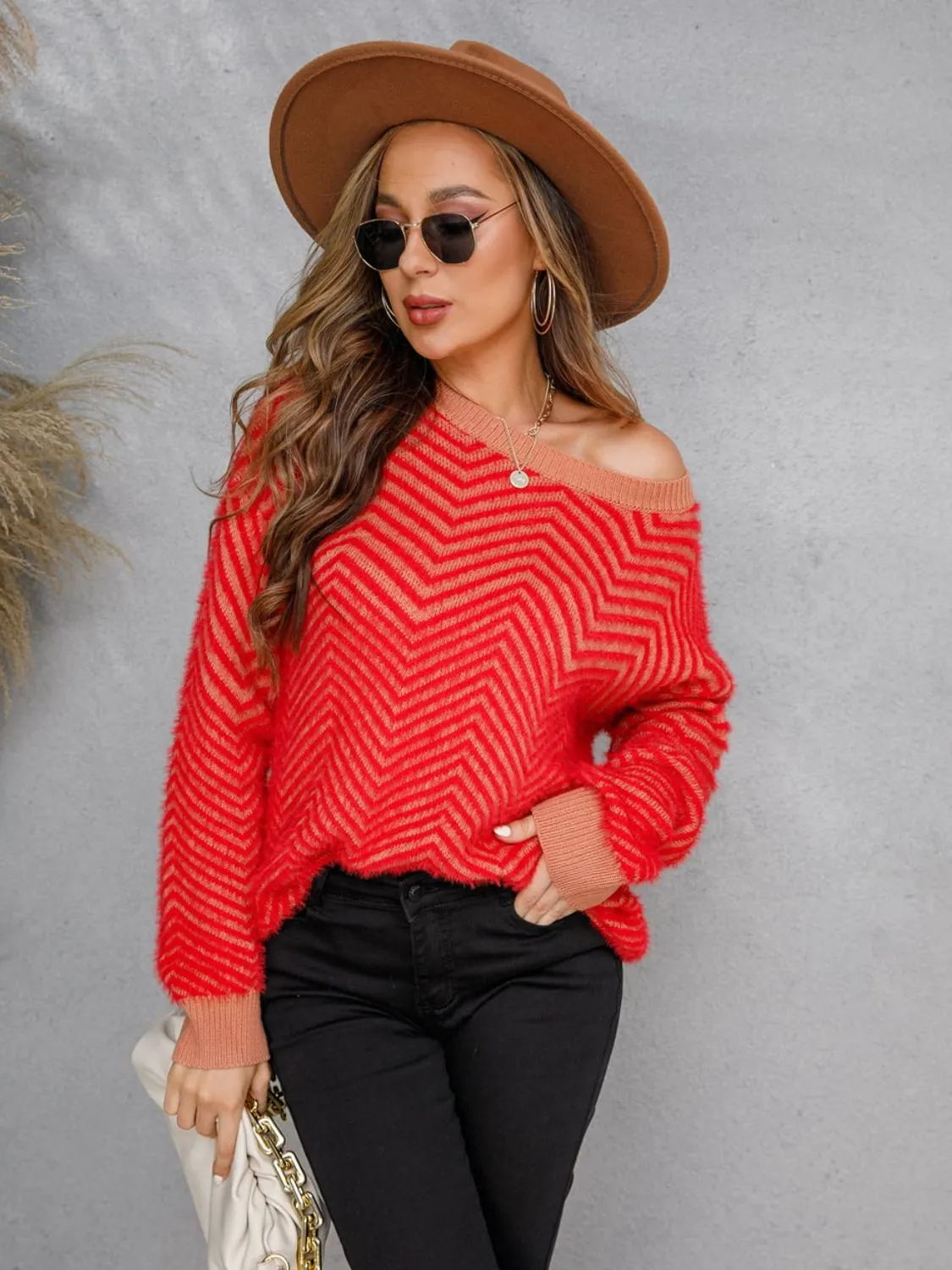 Maxct &Round Neck Long Sleeve Sweater