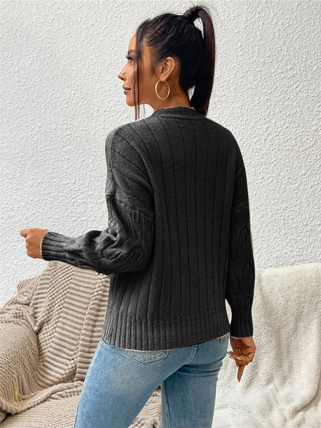 Maxct &Round Neck Long Sleeve Sweater