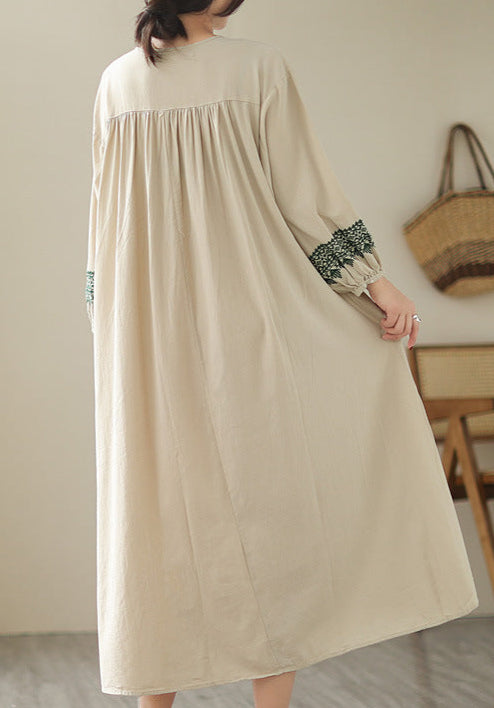 Loose Round Neck Embroidered Long Sleeves Midi Dresses