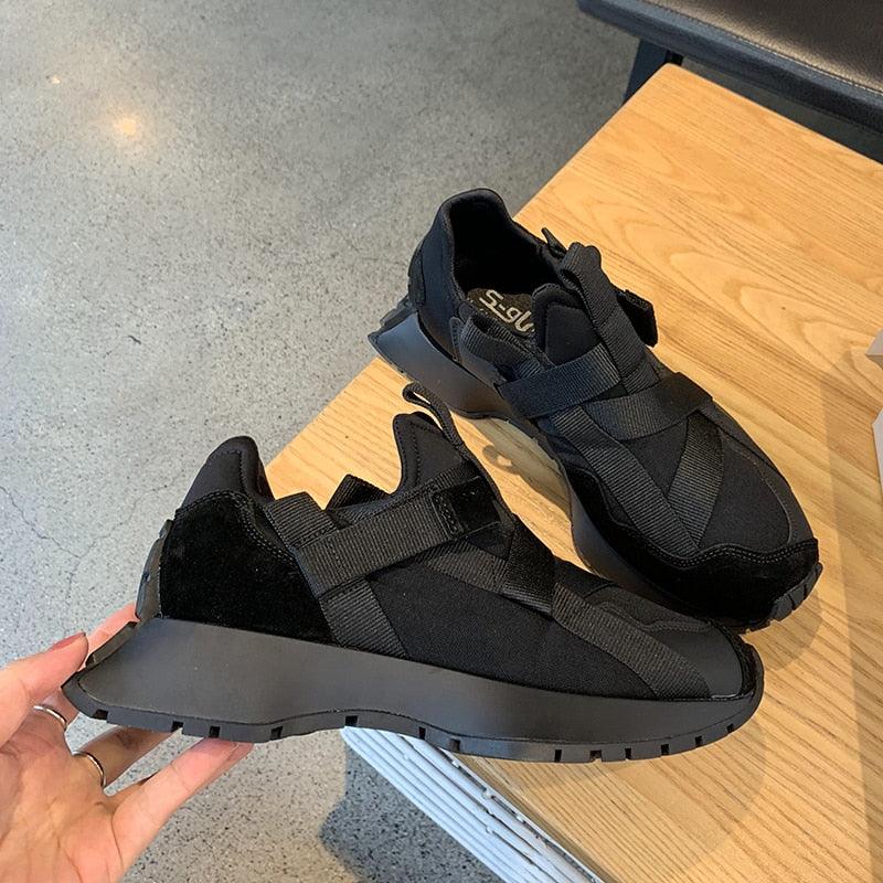 Black Chunky Sneakers for Women Maxct